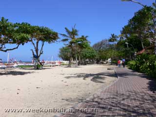 Бали.Пляж Санур.[jpeg.320x240x12.7Kb]